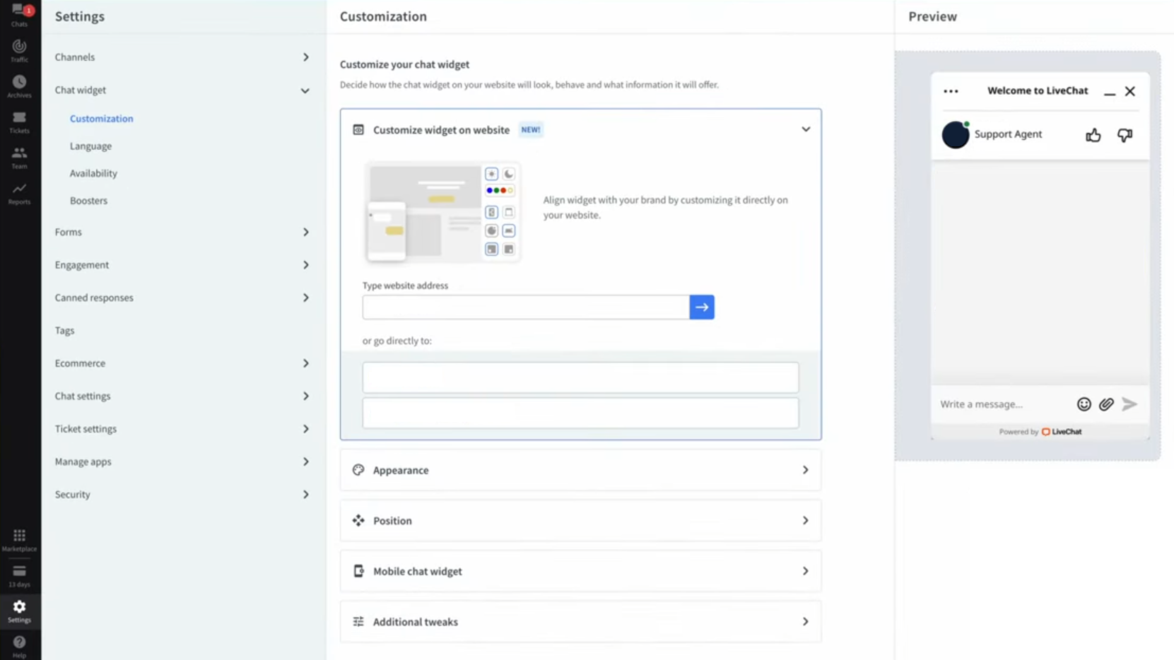 Owner-captured LiveChat customization screen preserving appearance, position, mobile, and additional-tweak controls with example fields and preview content as captured.